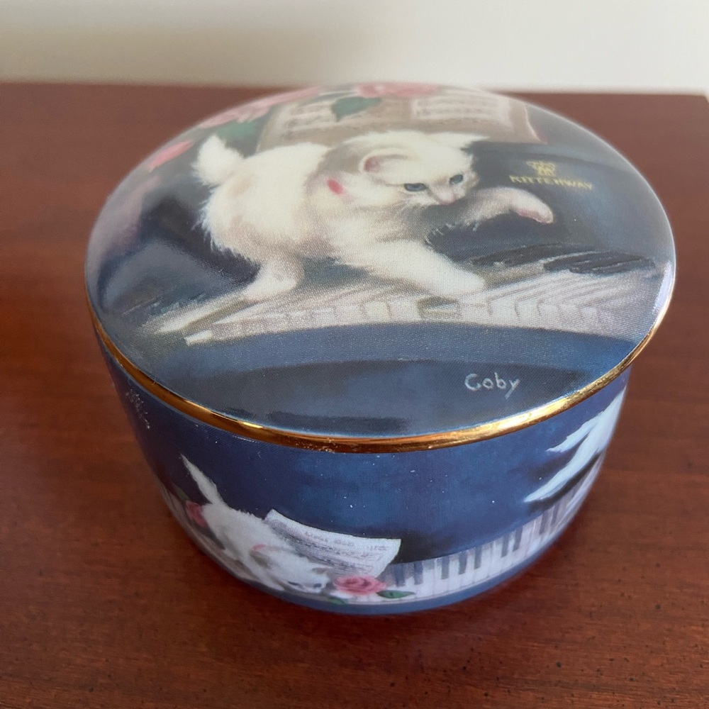 KITTEN ON THE KEYS Coby Carlson 1991 Ardleigh Elliott Limited Edition Music Box